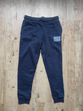 Tepláky 146/152 nové, 152