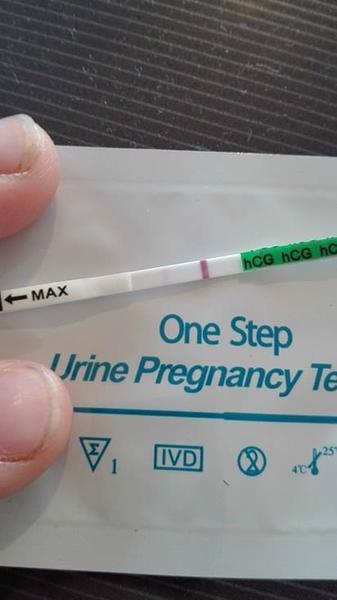 Je možné, aby byly čárky falešné u více testů?