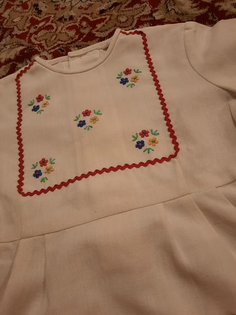 Retro šatičky, 104