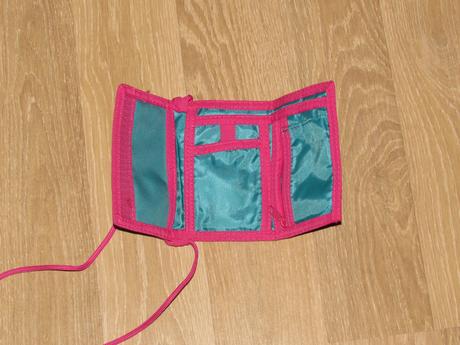 Dívčí peněženka, 