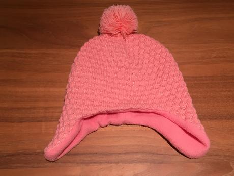 Čepice se stříbrnými nitkami, 86