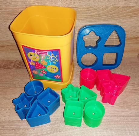 Vkládačka fisher price,