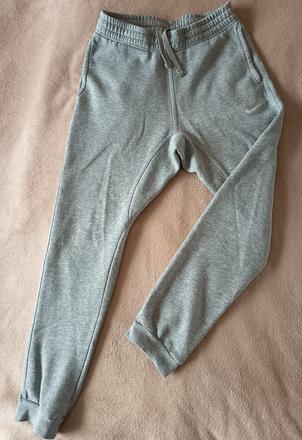 Tepláky, nike,s