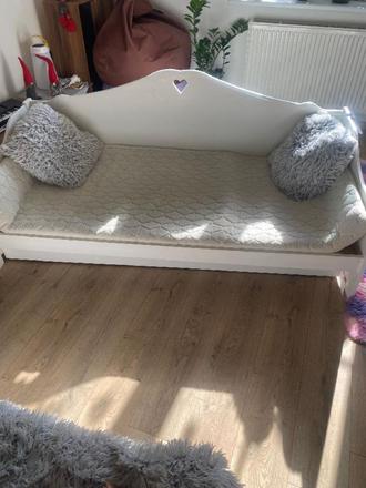 Krásná dětská postel, šířka (cm): 90,délka (cm): 180