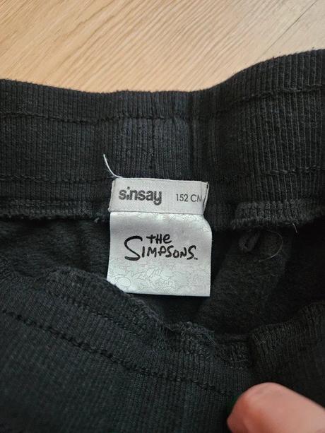 Tepláky the simpsons, vel. 152, sinsay,152