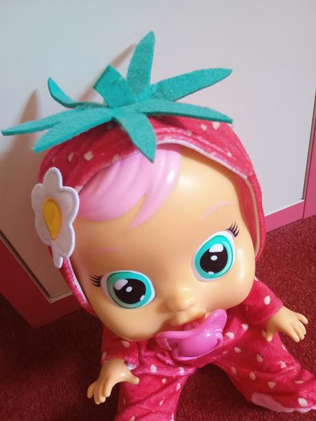 Dětská panenka cry babies jahůdka, 