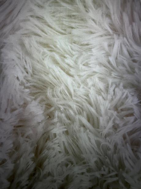 Teple povlečení s dlouhymi vlasy, chlupy,