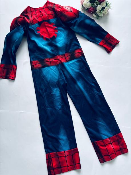 An26/ kostým spidermana- v.7/8 let, 