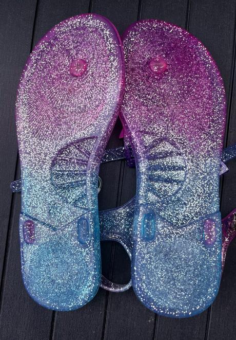 Třpytivé sandálky vel. 33, 33