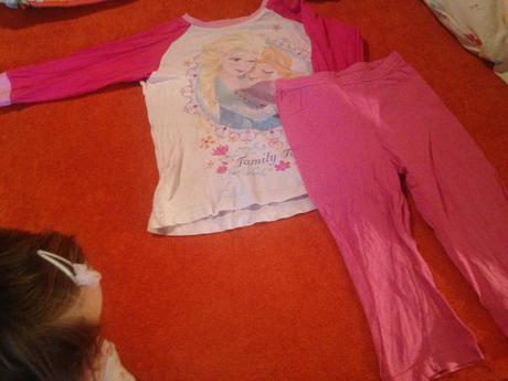 Dvoudílné pyžamo anna a elsa - ledové království, disney,104