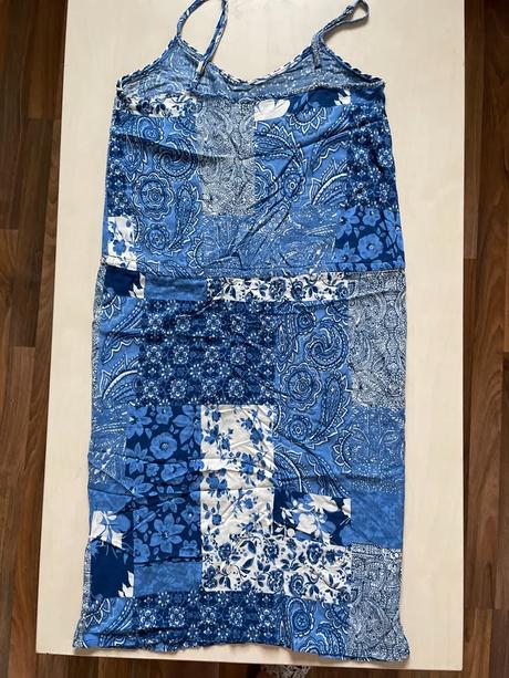 Modrá vzor letní šaty, vel neuvedena cca s i méně, s