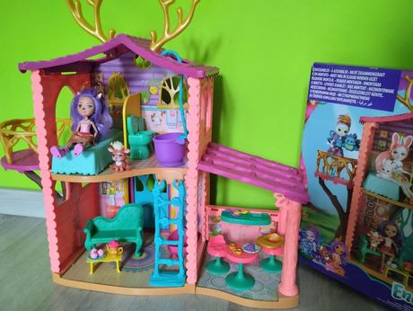 Jelení dům enchatnimals včetně panenky a zvířátka, 
