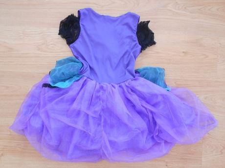 Kostým vel.140-146 (9-11let),