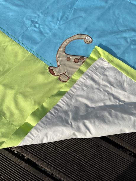 Zatemňovací závěsy, 