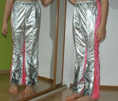 Karnevalové růžovo-stříbrné kalhoty,