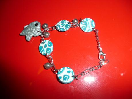 Náramek bižuterie motýl klíč,