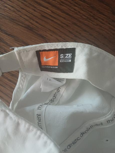 Kšiltovka nike, nike