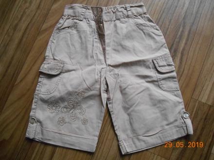 Dívčí delší kraťásky, 86