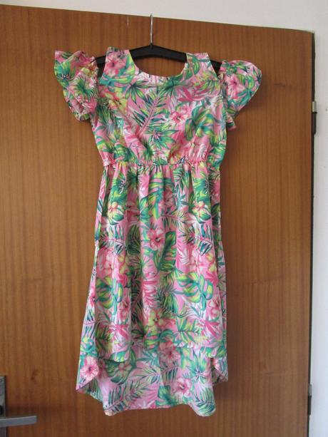 Zajímavé lehoučké letní šaty, jako nové, kik,134