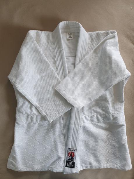 Kimono na judo - nove bez visacky, 122
