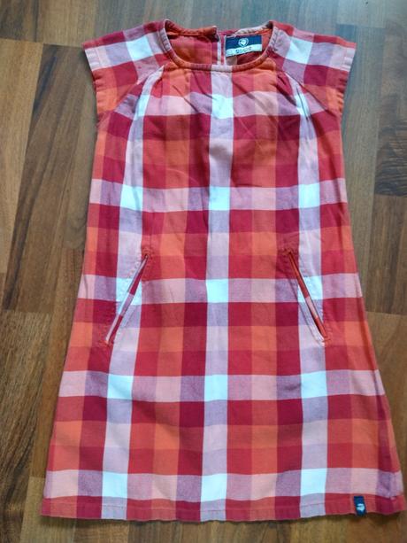 Šatičky s kapsami, 122