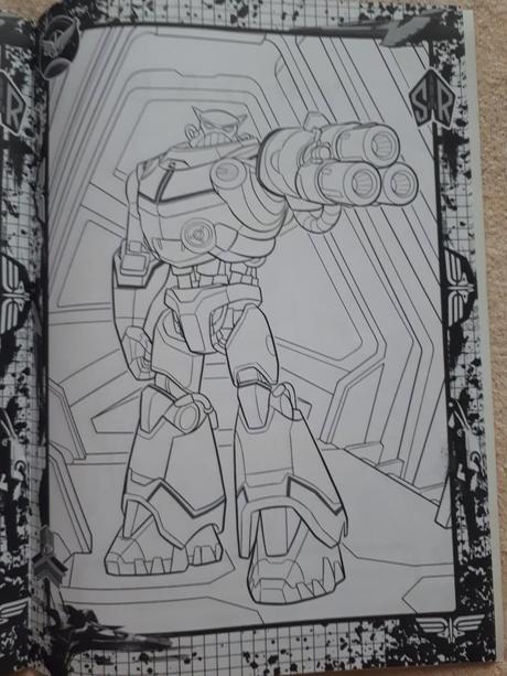 Toy story buzz rakeťák omalovánky se samolepkami,