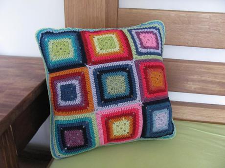 Háčkovaný povlak na polštář, 