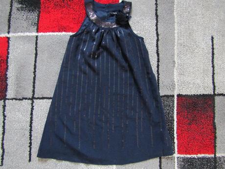 Lehké  slavnostní šaty zn.george vel.122/128, george,122