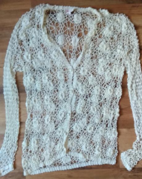 Svetřík háčkovaný, vel. 42-44, smetanová barva., l