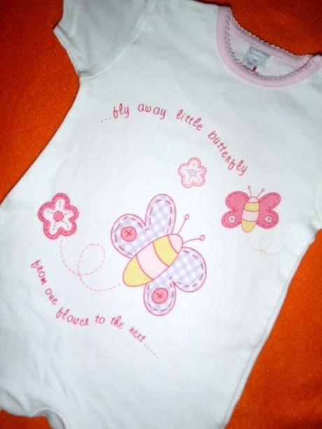 Překrásné letní nohavičkové body s motýlkem, next,68