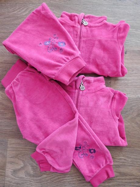 Tepláková souprava vel. 74/80 pro dvojčata, 74