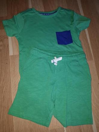 Letní komplet tričko + kratase vel. 110, mothercare,110