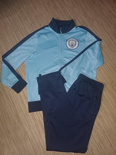 Tepláková souprava manchester city haaland vel.s, s