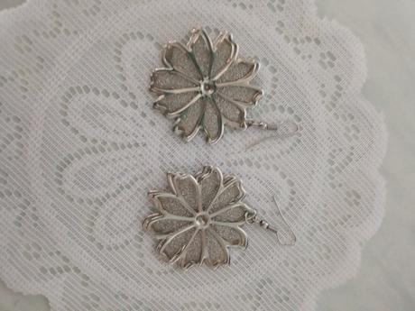 Visací náušnice-kytičky,