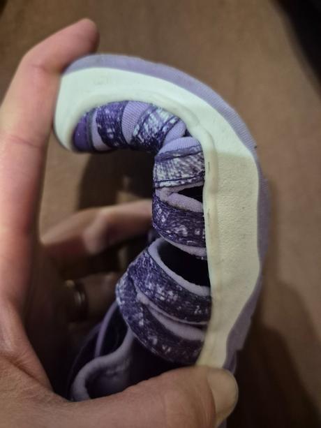 Nové dívčí sandále keen vel. 35 (22 cm), keen,35