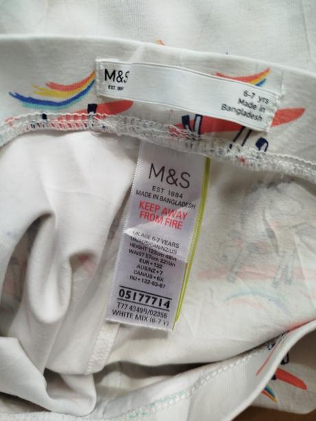 Kraťasy zn. marks & spencer vel.122, marks & spencer,122