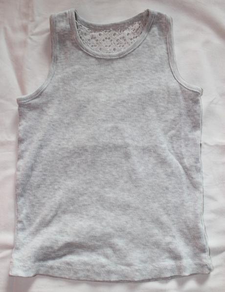 Av25. žebrované tílko 7-8 let, 122