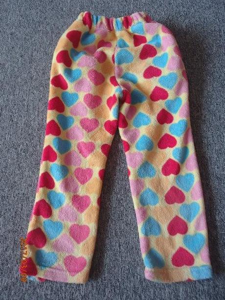 Chundelaté tepláky, 122