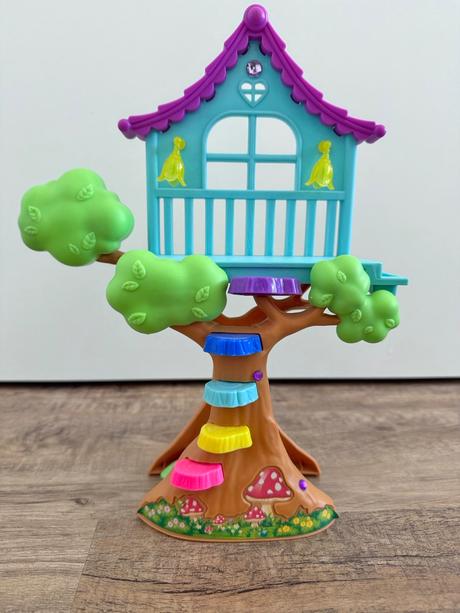 Hatchimals školka a domeček, 