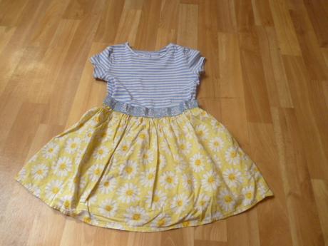 Veselé šaty vel. 7 l, mothercare,122