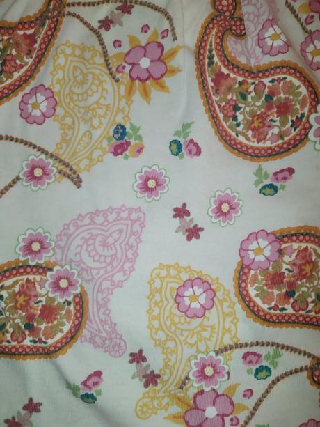 Květované tričko, 116