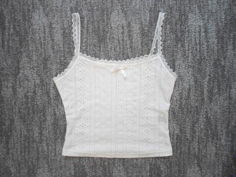 Bílé tričko triko tílko crop top s krajkou, s