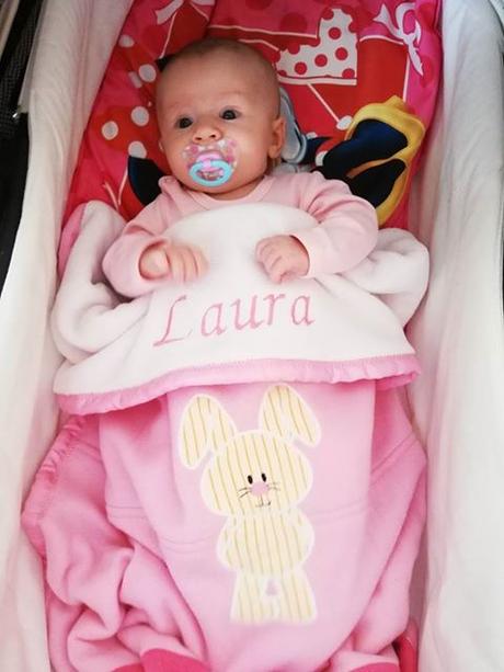 Unisex deka do kočárku se jménem miminka, 