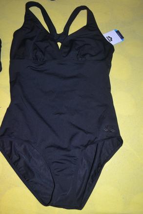 Nové  plavky sportovní arena,m/l, l / m