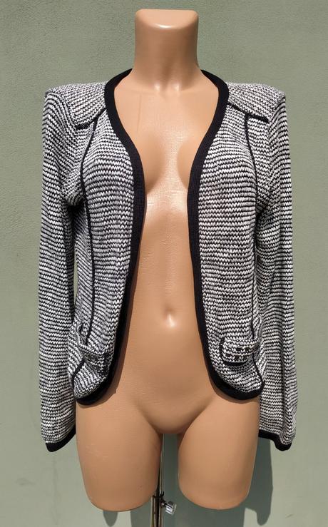 Černo bílý svetřík kardigan ajc - vel.40/42, 40