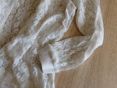 Krajkový dívčí topík, 122