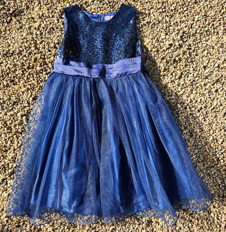 M107	dívčí slavnostní šaty vel. 134-140, 134