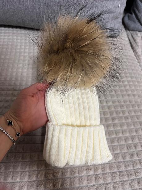 Čiapka s brmbolcom, s / xs