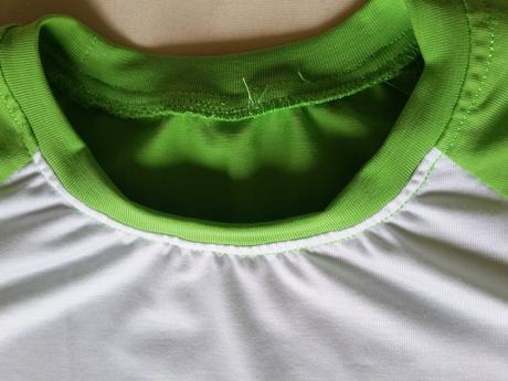 Triko s popelářským autem, 110