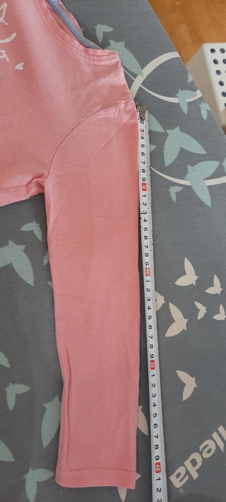 2x dívčí tričko značky girls, vel. 122., 122